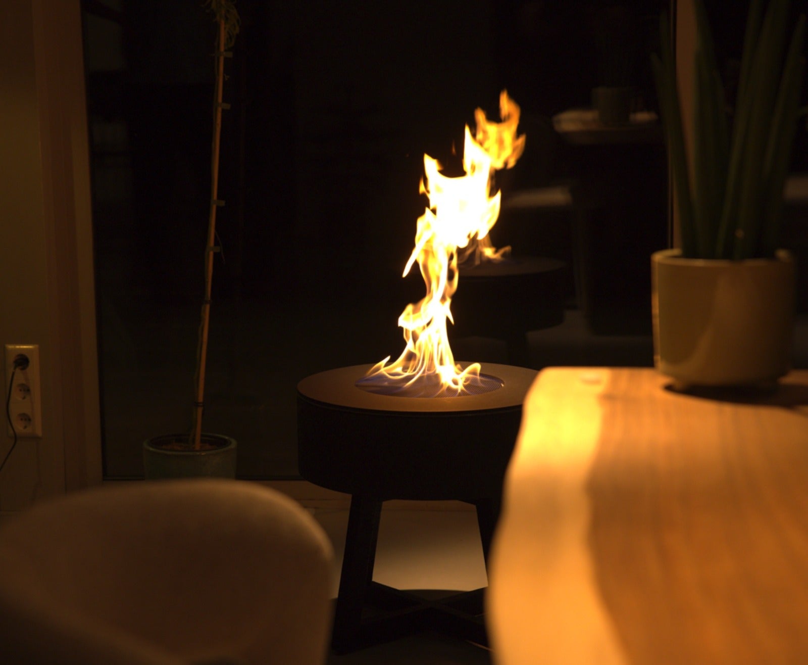 Runder Bioethanol Einbaubrenner Manuell Designer Moebel - Eindhoven - Niederlande, Referenz 2