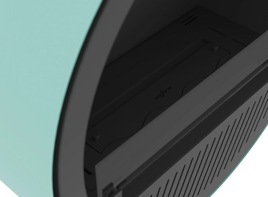 Bioethanol Wandkamin INCYCLE SLIM InFire SlimFire Schwarz Minze Rund Wohnzimmer Nahaufnahme Brenner Glas Innenraum