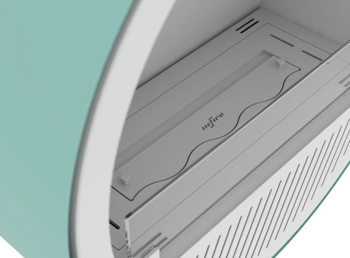 Bioethanol Wandkamin INCYCLE SLIM InFire SlimFire Weiss Minze Rund Wohnzimmer Nahaufnahme Brenner Glas Innenraum