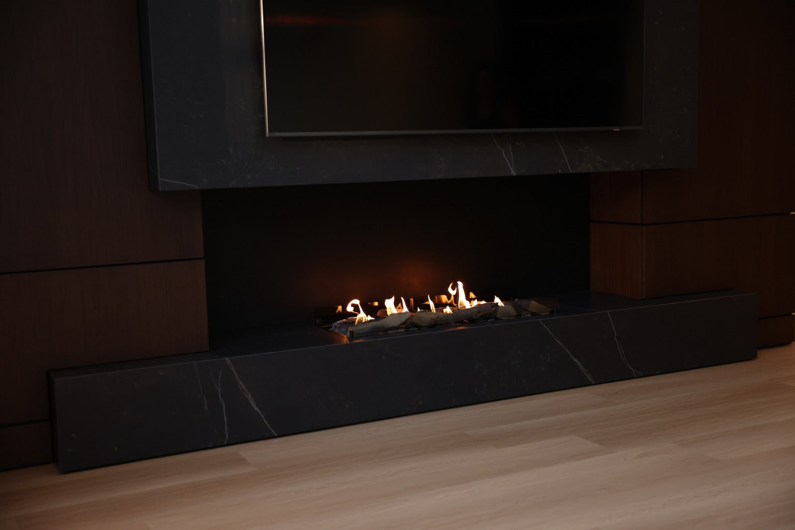 Bioethanol Einbaukamin Tv-Wand Wohnzimmer Modern - Amsterdam - Niederlande, Referenz 1