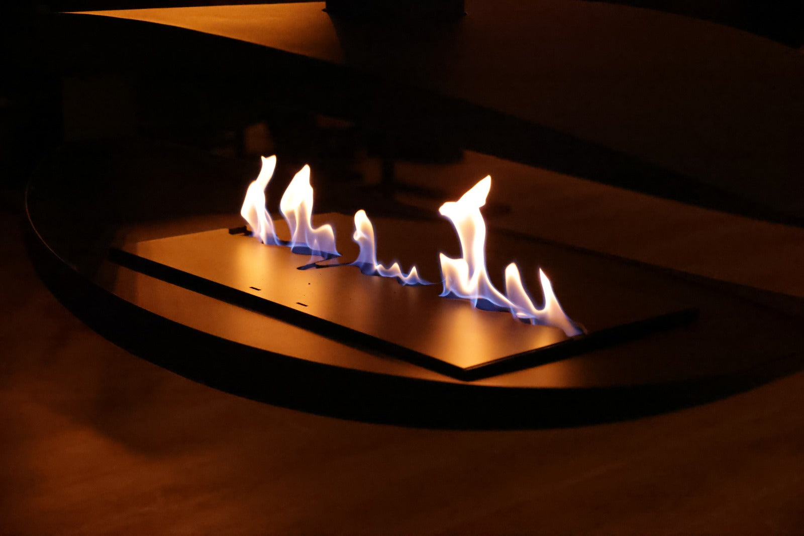 Bioethanol Kamin Tv-Wand Wohnwand Minimalistisch - Hardinxveld-Giessendam - Niederlande, Referenz 2