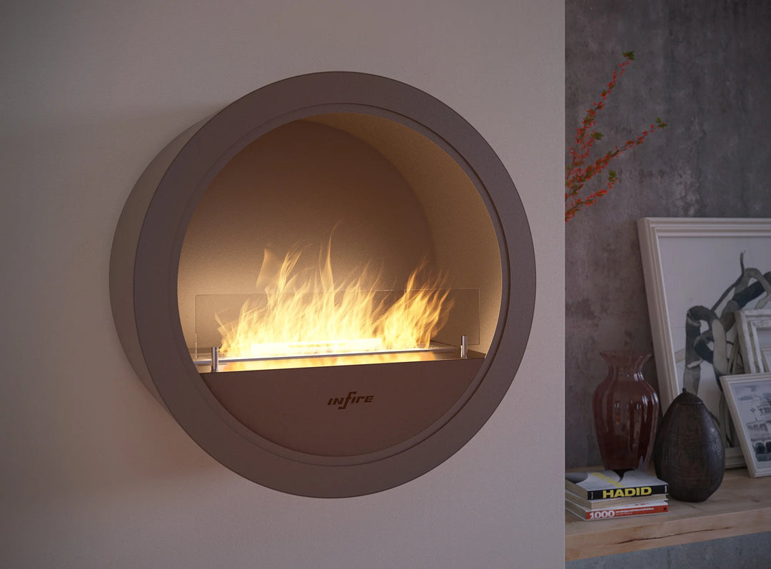 Bioethanol Wandkamin INCYCLE InFire Bio Ethanol Kamin Wandmontage Wand Biokamin Rund Schwarz Wohnzimmmer Nahaufnahme