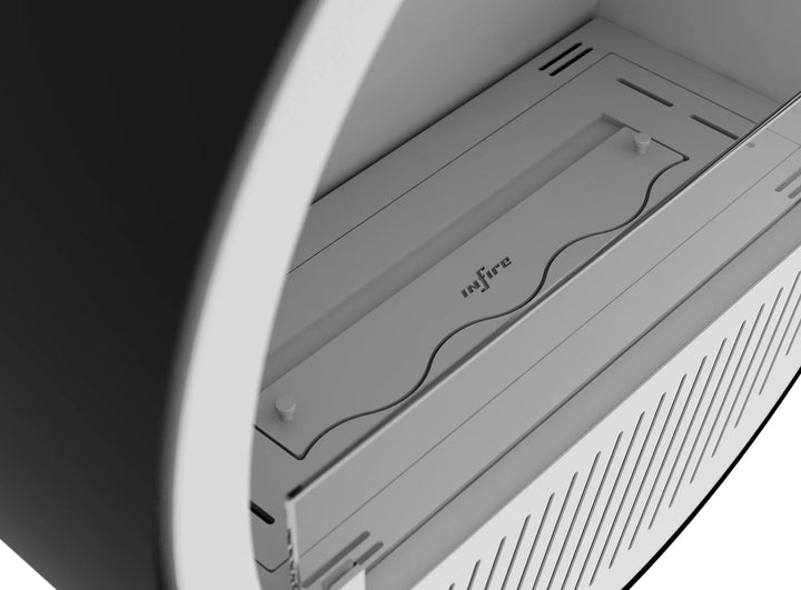 Bioethanol Wandkamin INCYCLE SLIM InFire SlimFire Weiss Schwarz Rund Wohnzimmer Nahaufnahme Brenner Glas Innenraum