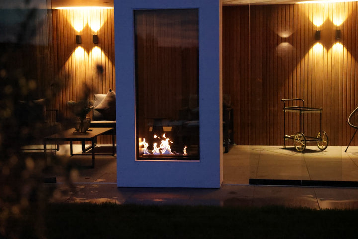 Zweiseitiger Bioethanol Einbau Kamin Ofen "FAME Vertikal" für Raumteiler von Wild Flame Wintergarten