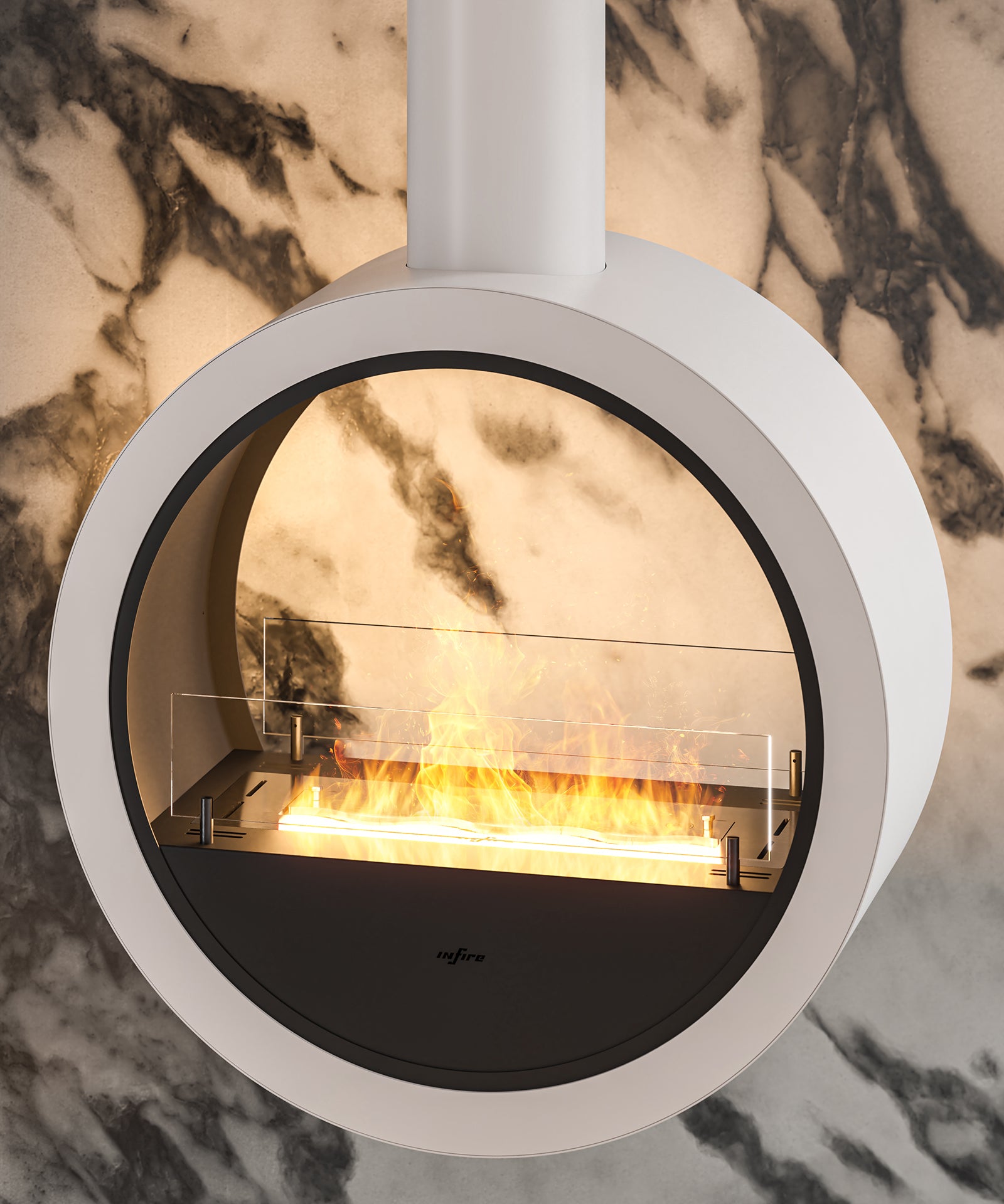 bioethanol-haengekamin-deckenmontage-incycle-infire-weiss-rund-mit-glas-mit-flammen-vor-marmorwand-nahaufnahme
