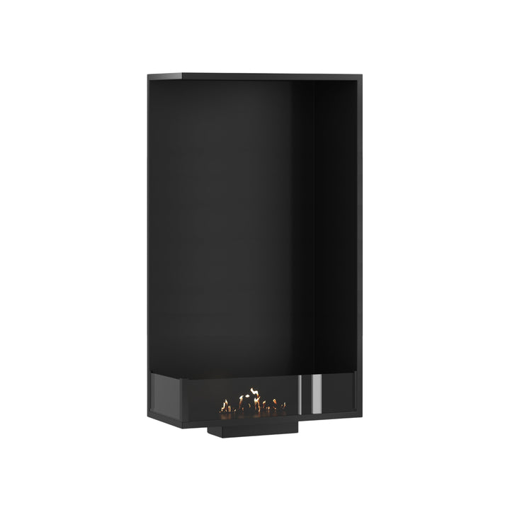 Bioethanol Einbau Eckkamin BASE Vertikal Links 60x120 cm mit niedriger Glasscheibe in Schwarz, Perspektivansicht mit Flammen auf weißem Hintergrund