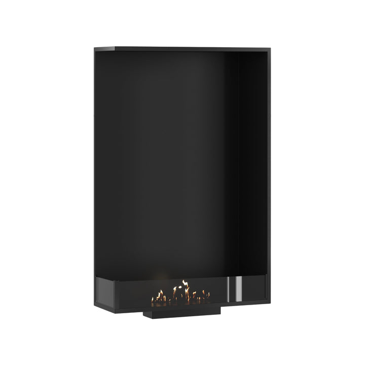 Bioethanol Einbau Eckkamin BASE Vertikal Links 80x140 cm mit niedriger Glasscheibe in Schwarz, Perspektivansicht mit Flammen auf weißem Hintergrund