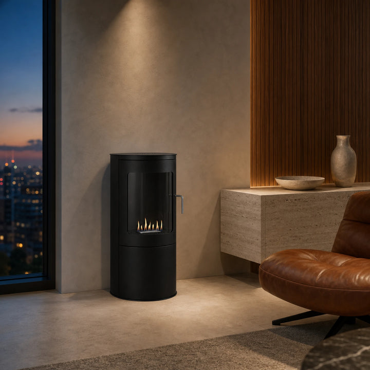 Bioethanol Standkamin BARI Freistehender Ethanolkamin Boden Schwarz in luxuriösem Wohnzimmer