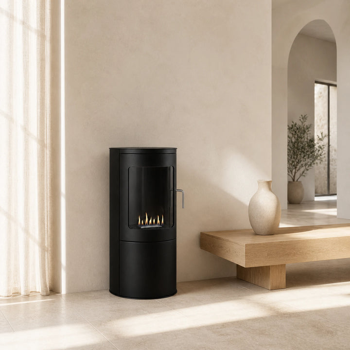 Bioethanol Standkamin BARI Freistehender Ethanolkamin Boden Schwarz in mediterranem Wohnzimmer