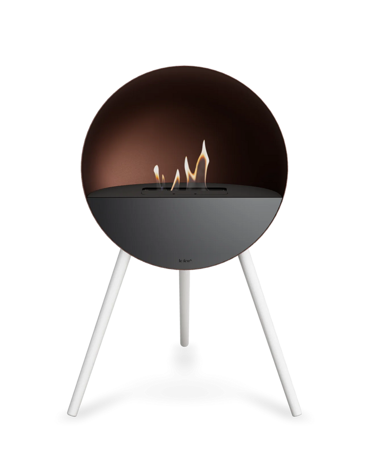 Bioethanol Standkamin Le Feu EYE freistehend in Mokka mit oberem Glas in Schwarz, Frontglas in Schwarz und Standfüßen in Weiß