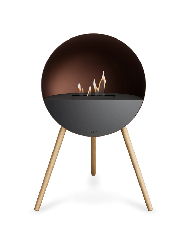Bioethanol Standkamin Le Feu EYE freistehend in Mokka mit oberem Glas in Schwarz, Frontglas in Schwarz und Standfüßen aus seifenbehandelter Eiche