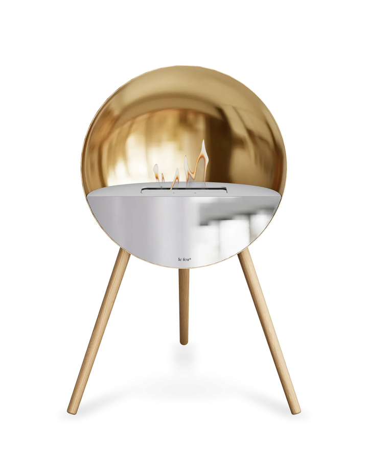 Bioethanol Standkamin Le Feu EYE freistehend in Roségold mit oberem Glas in Weiß, Frontglas in Spiegelglas und Standfüßen aus seifenbehandelter Eiche