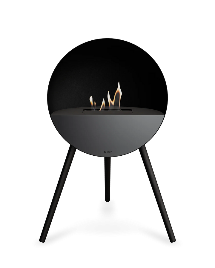 Bioethanol Standkamin Le Feu EYE freistehend in Schwarz mit oberem Glas in Schwarz, Frontglas in Schwarz und Standfüßen in Schwarz