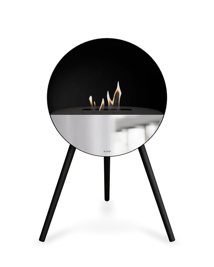 Bioethanol Standkamin Le Feu EYE freistehend in Schwarz mit oberem Glas in Schwarz, Frontglas in Spiegelglas und Standfüßen in Schwarz