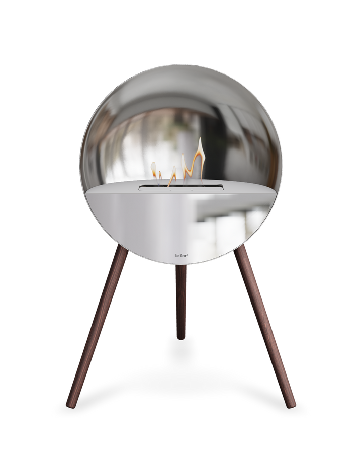 Bioethanol Standkamin Le Feu EYE freistehend in Silber mit oberem Glas in Weiß, Frontglas in Spiegelglas und Standfüßen aus geräucherter Eiche