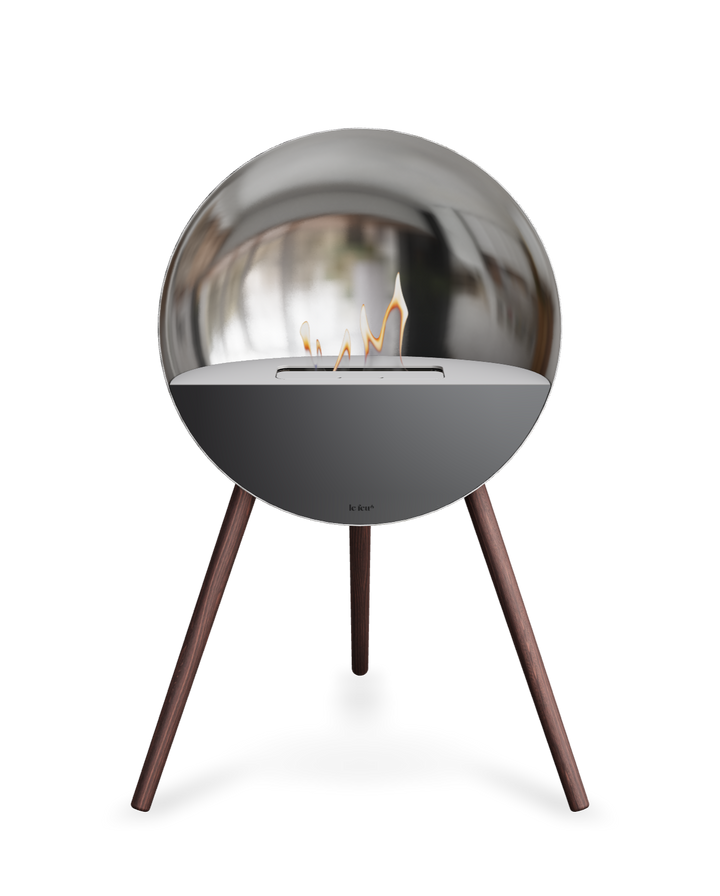 Bioethanol Standkamin Le Feu EYE freistehend in Silber mit oberem Glas in Weiß, Frontglas in Schwarz und Standfüßen aus geräucherter Eiche