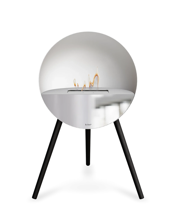 Bioethanol Standkamin Le Feu EYE freistehend in Weiß mit oberem Glas in Weiß, Frontglas in Spiegelglas und Standfüßen in Schwarz