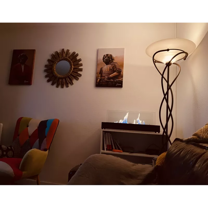 Bioethanol Tischkamin LECCE XL in Schwarz mit Glas, auf einem Sideboard