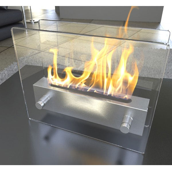 Bioethanol Tischkamin OXY in Schwarz aus Edelstahl mit Glas und Flammen, in einem Wohnzimmer